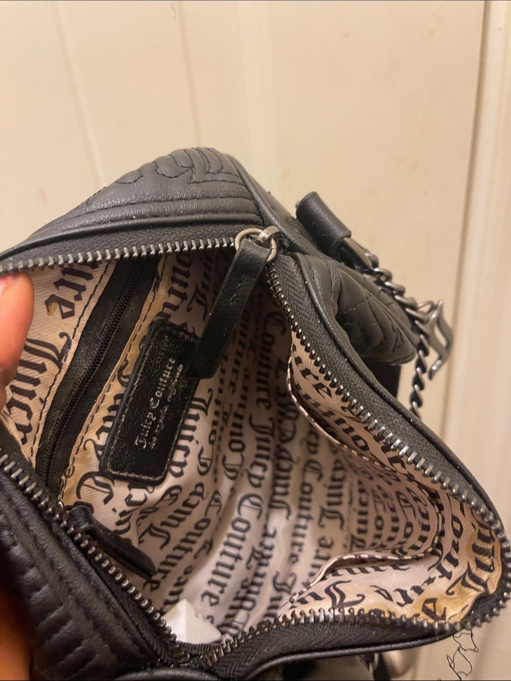 Juicp Couture please check all picture of condition - Picture 13 of 17
